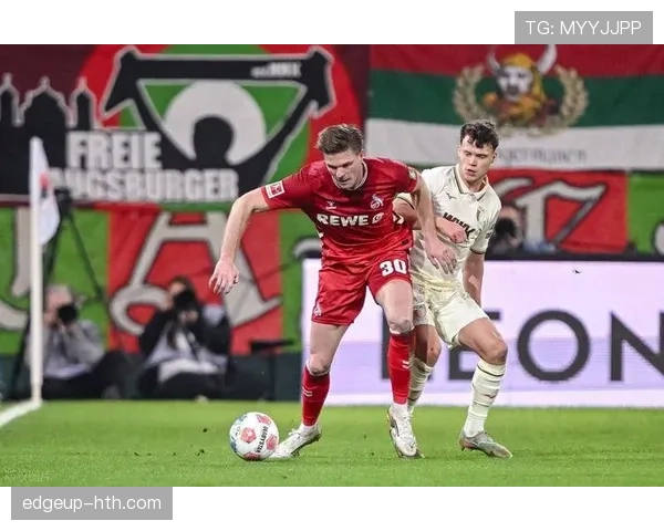 德甲转会市场再掀波澜,新星加盟状态备受关注。 德甲转会市场再掀波澜,新星加盟状态备受关注。